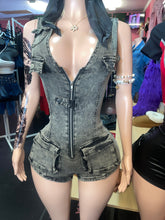 Load image into Gallery viewer, HER