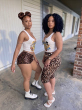 Load image into Gallery viewer, Cheetahlicious Capri